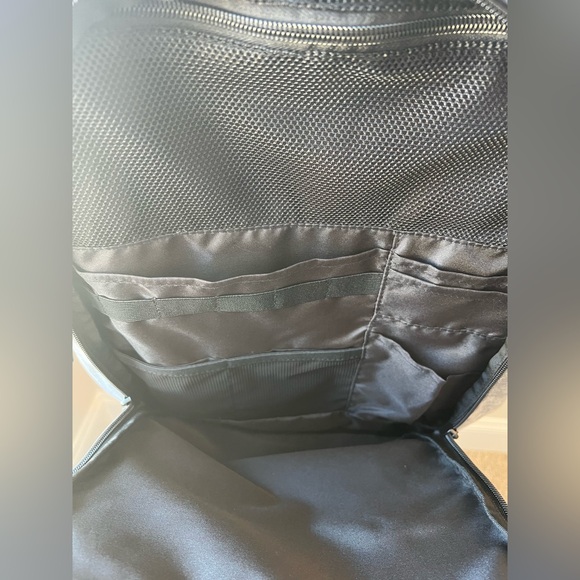NWT Nike x Russell Wilson Backpack. This gray backpack is great for any occasion - Picture 4 of 13